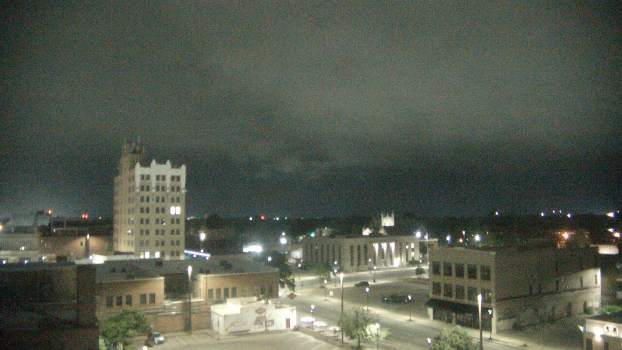 Thumbnail for current weather camera view from KSAL Radio - Salina city in Salina, Kansas
