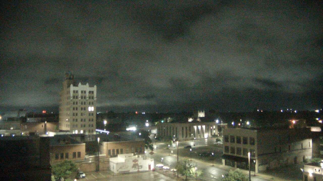 Thumbnail for current weather camera view from KSAL Radio - Salina city in Salina, Kansas