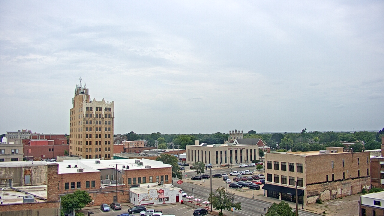 Thumbnail for current weather camera view from KSAL Radio - Salina city in Salina, Kansas