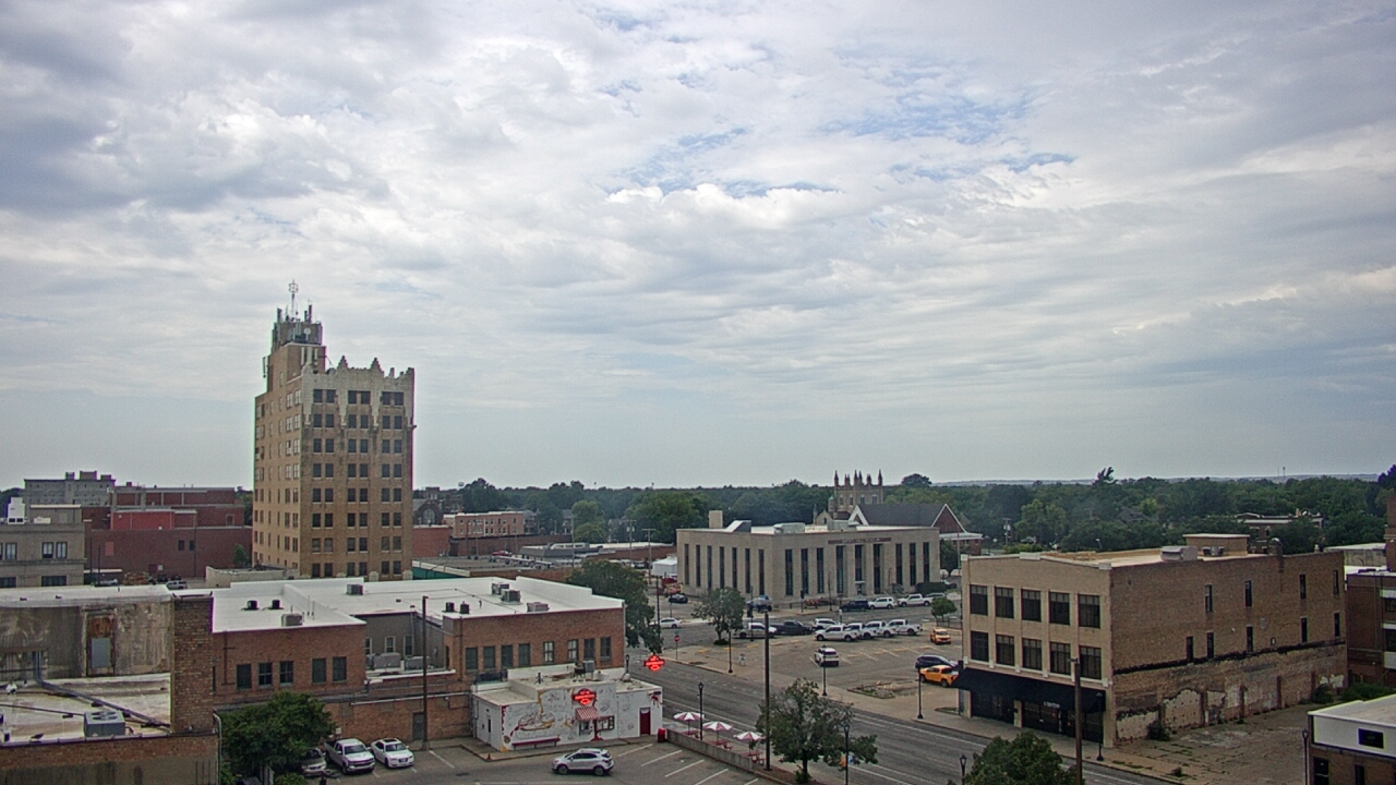 Thumbnail for current weather camera view from KSAL Radio - Salina city in Salina, Kansas