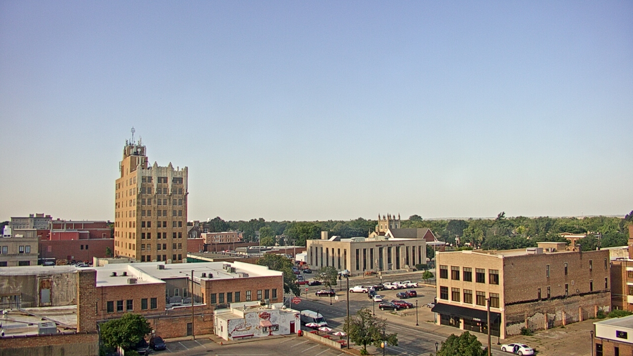 Thumbnail for current weather camera view from KSAL Radio - Salina city in Salina, Kansas