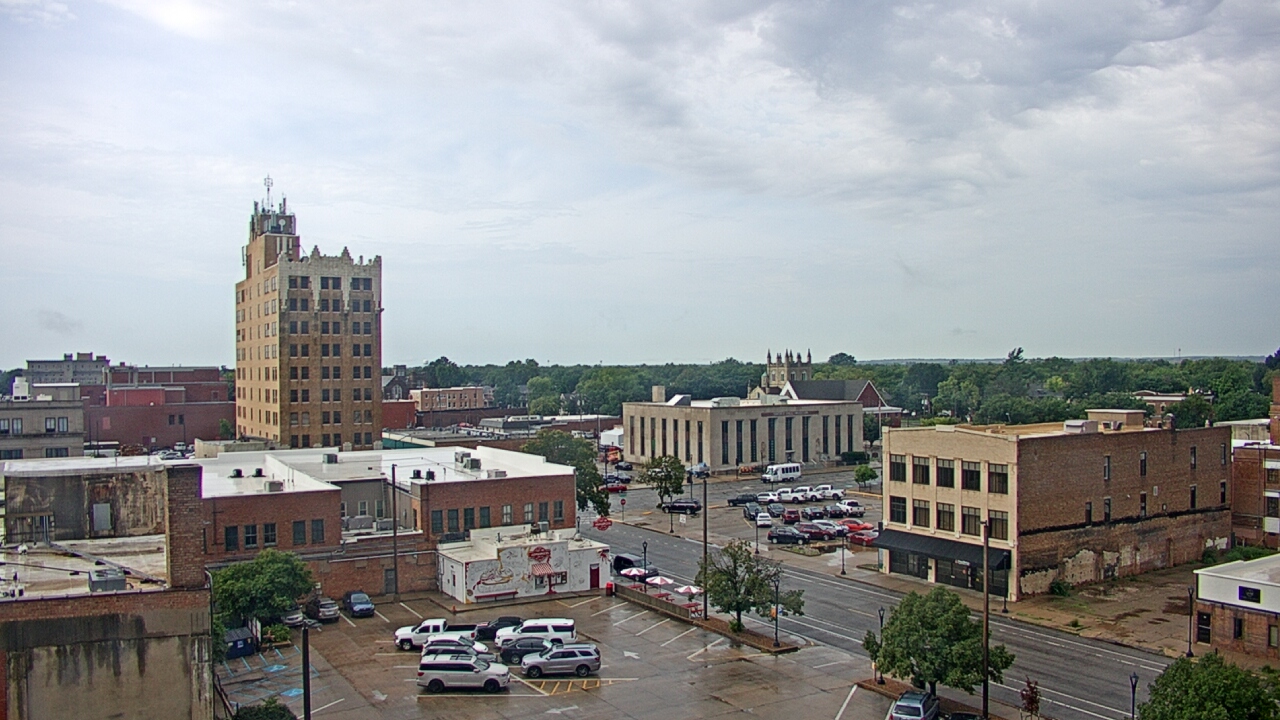 Thumbnail for current weather camera view from KSAL Radio - Salina city in Salina, Kansas