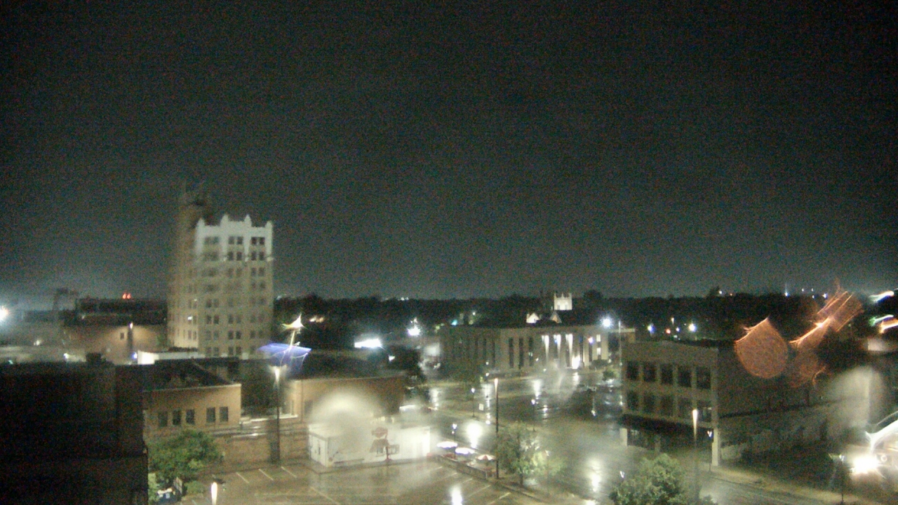 Thumbnail for current weather camera view from KSAL Radio - Salina city in Salina, Kansas