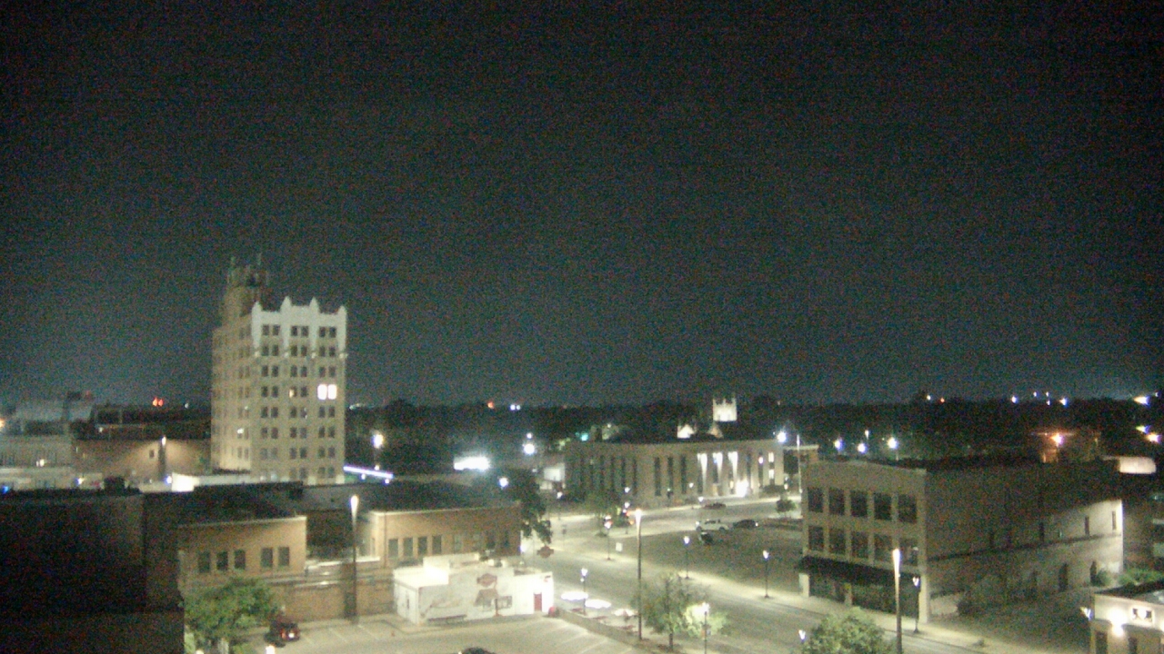 Thumbnail for current weather camera view from KSAL Radio - Salina city in Salina, Kansas
