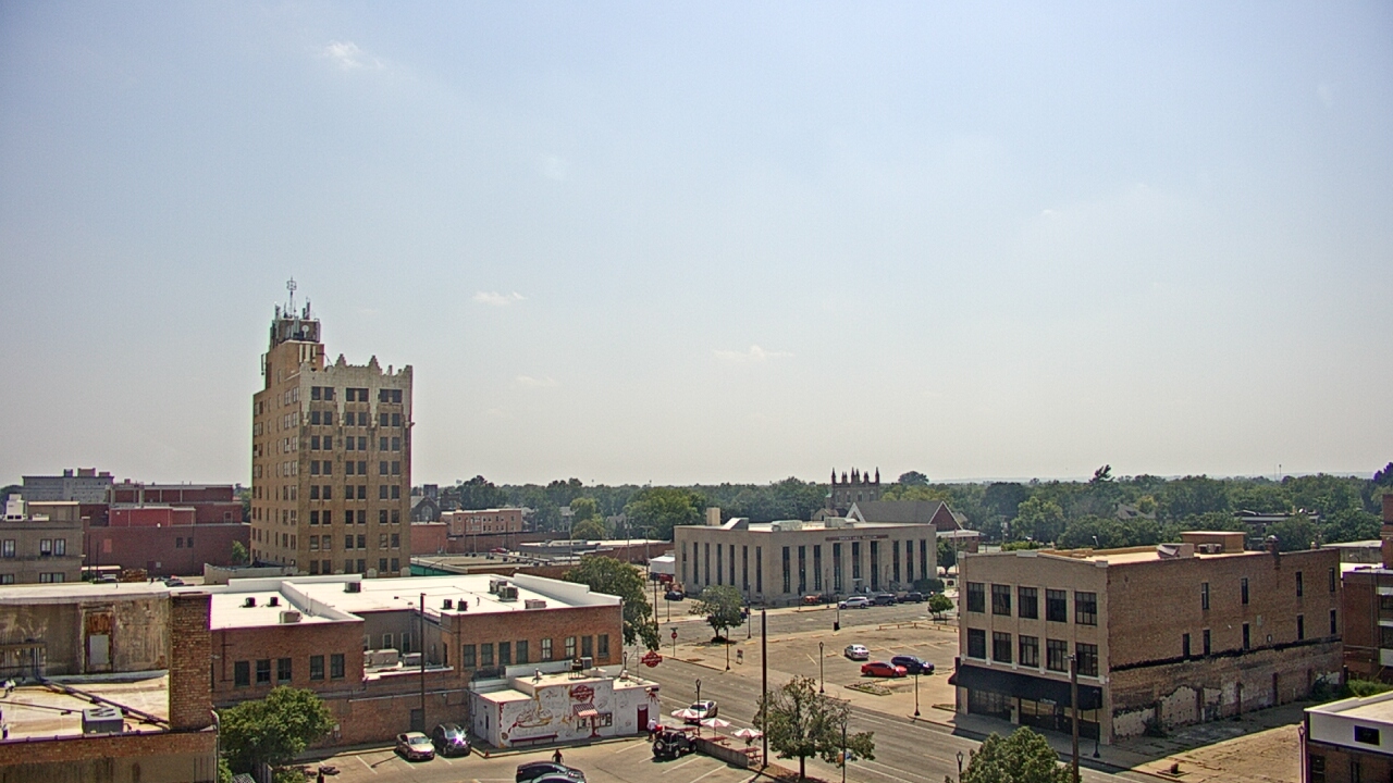 Thumbnail for current weather camera view from KSAL Radio - Salina city in Salina, Kansas