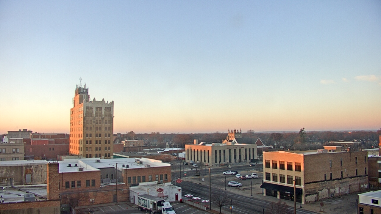 Thumbnail for current weather camera view from KSAL Radio - Salina city in Salina, Kansas