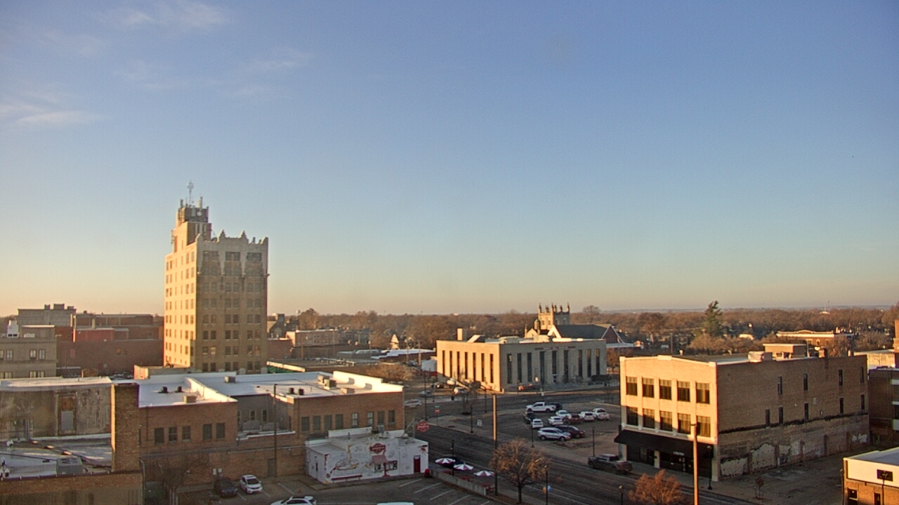 Thumbnail for current weather camera view from KSAL Radio - Salina city in Salina, Kansas