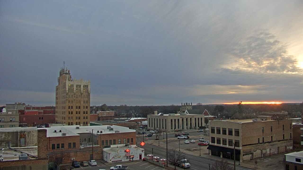 Thumbnail for current weather camera view from KSAL Radio - Salina city in Salina, Kansas