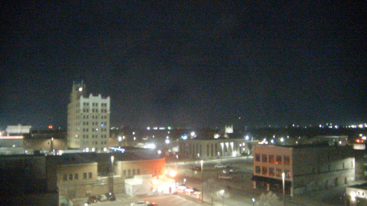 Thumbnail for current weather camera view from KSAL Radio - Salina city in Salina, Kansas