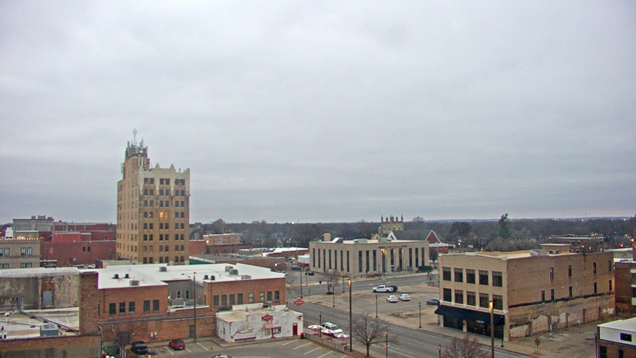 Thumbnail for current weather camera view from KSAL Radio - Salina city in Salina, Kansas