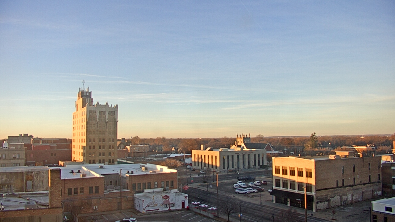 Thumbnail for current weather camera view from KSAL Radio - Salina city in Salina, Kansas
