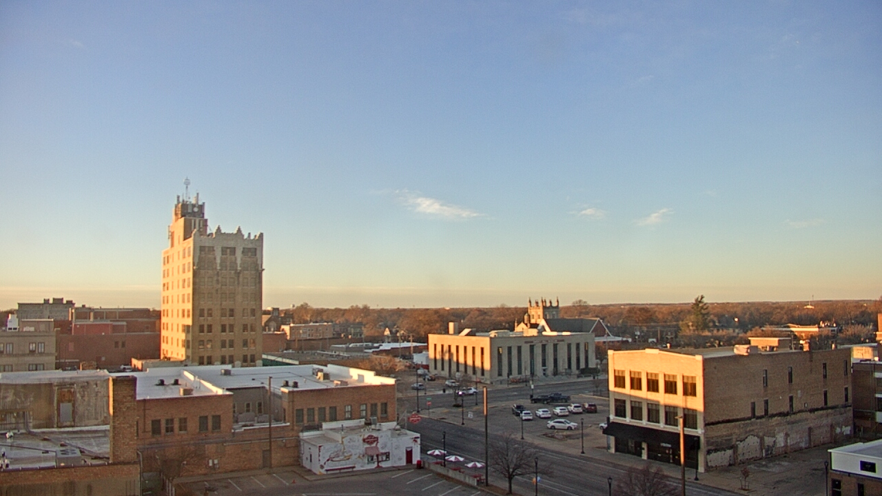 Thumbnail for current weather camera view from KSAL Radio - Salina city in Salina, Kansas