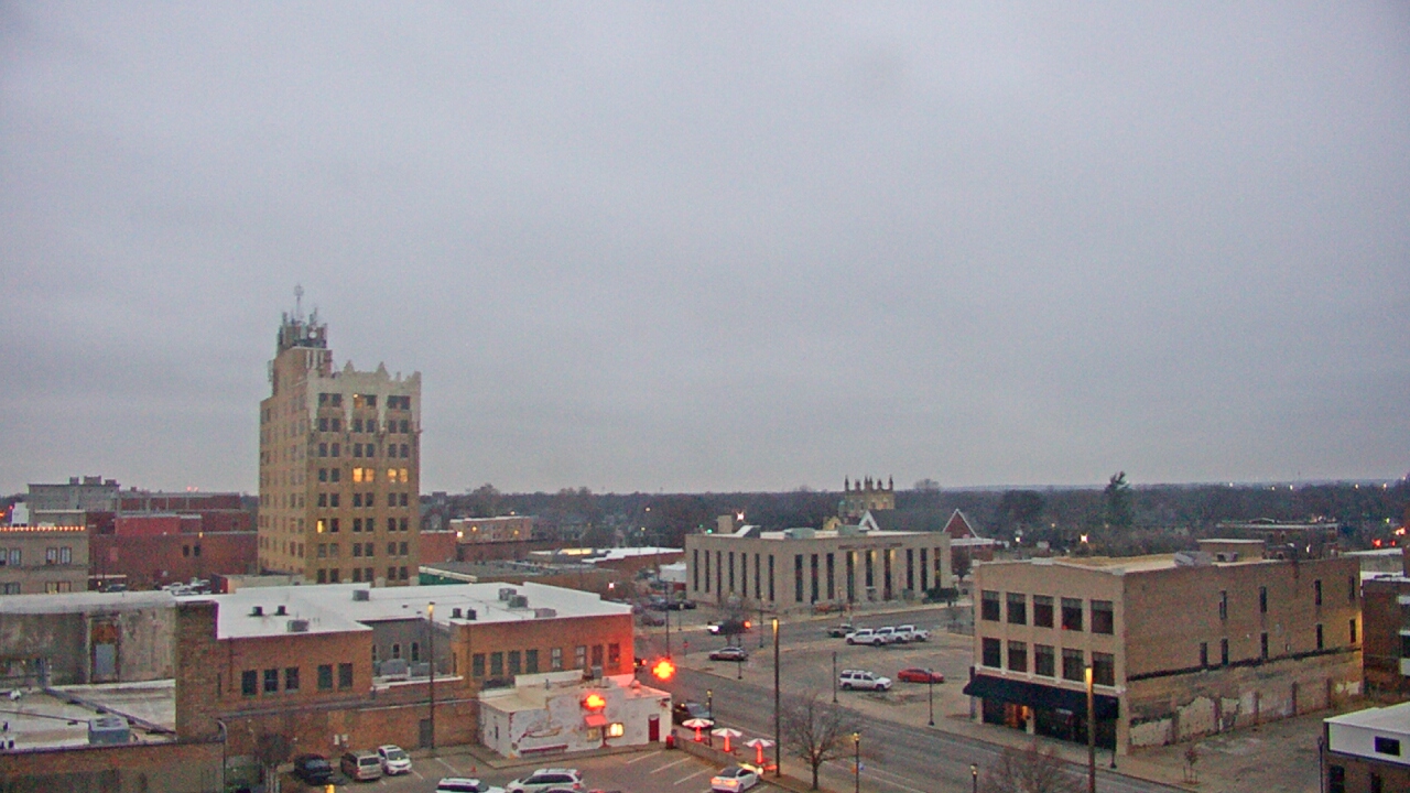 Thumbnail for current weather camera view from KSAL Radio - Salina city in Salina, Kansas