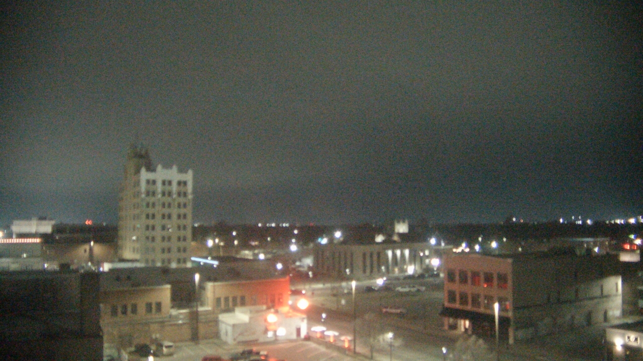 Thumbnail for current weather camera view from KSAL Radio - Salina city in Salina, Kansas