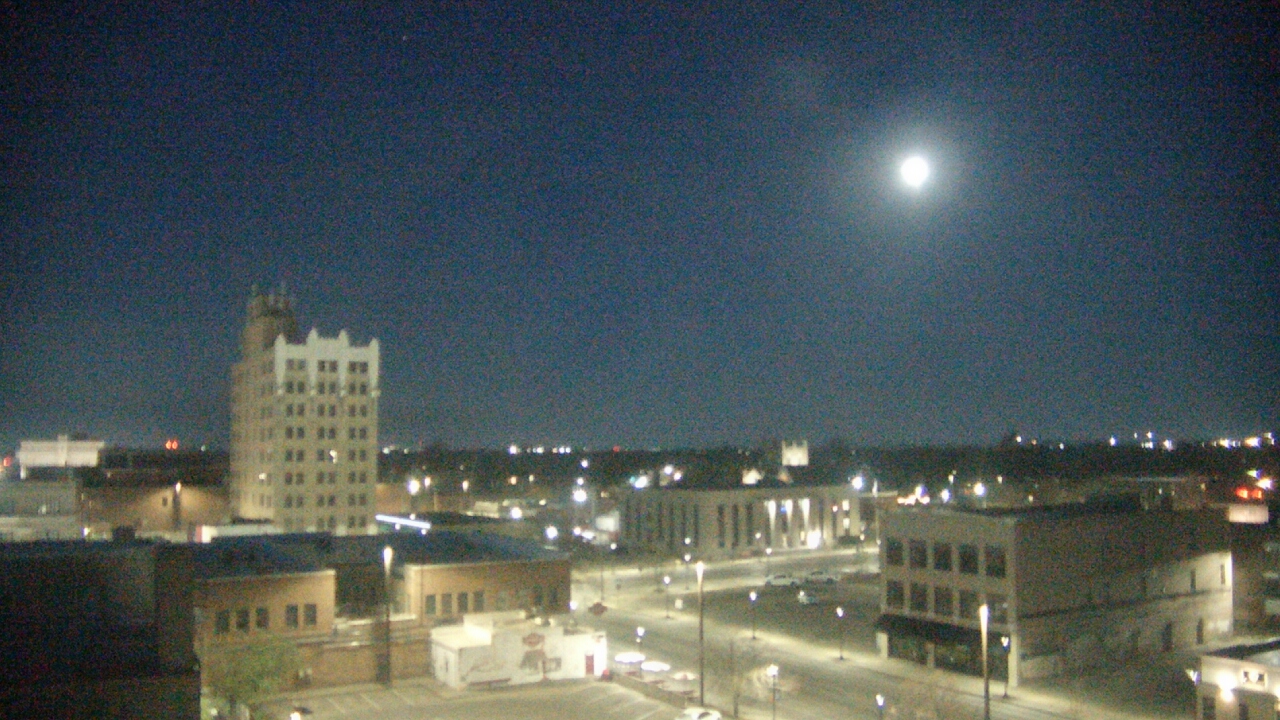 Thumbnail for current weather camera view from KSAL Radio - Salina city in Salina, Kansas