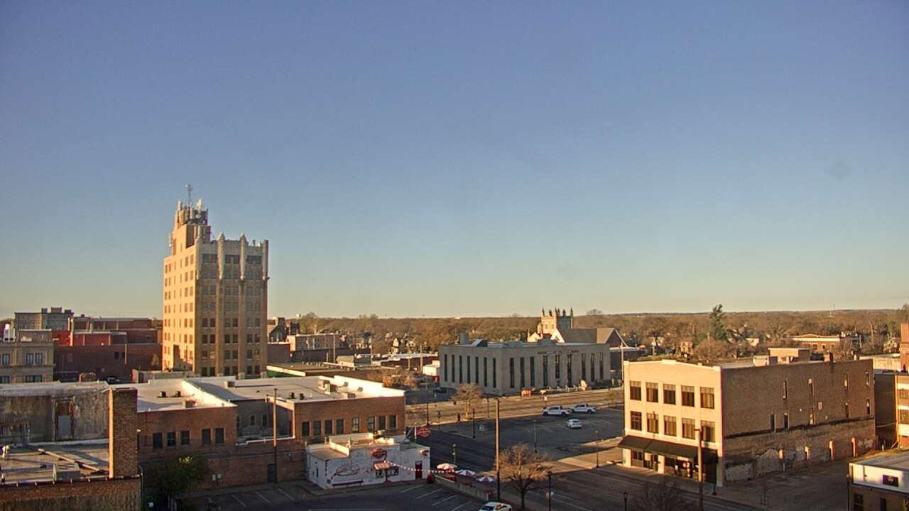 Thumbnail for current weather camera view from KSAL Radio - Salina city in Salina, Kansas