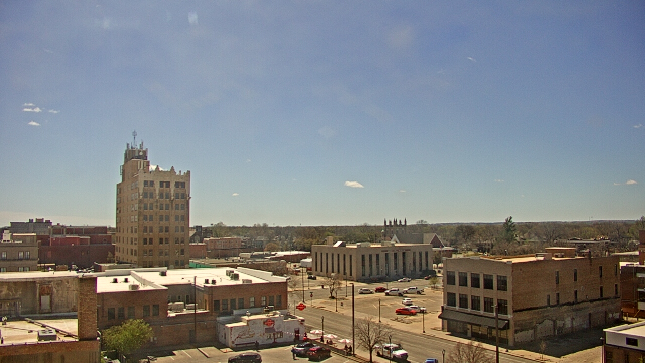 Thumbnail for current weather camera view from KSAL Radio - Salina city in Salina, Kansas