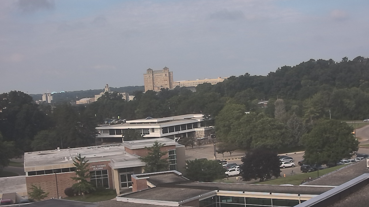 Thumbnail for current weather camera view from Kellogg Community College in Battle Creek, Michigan
