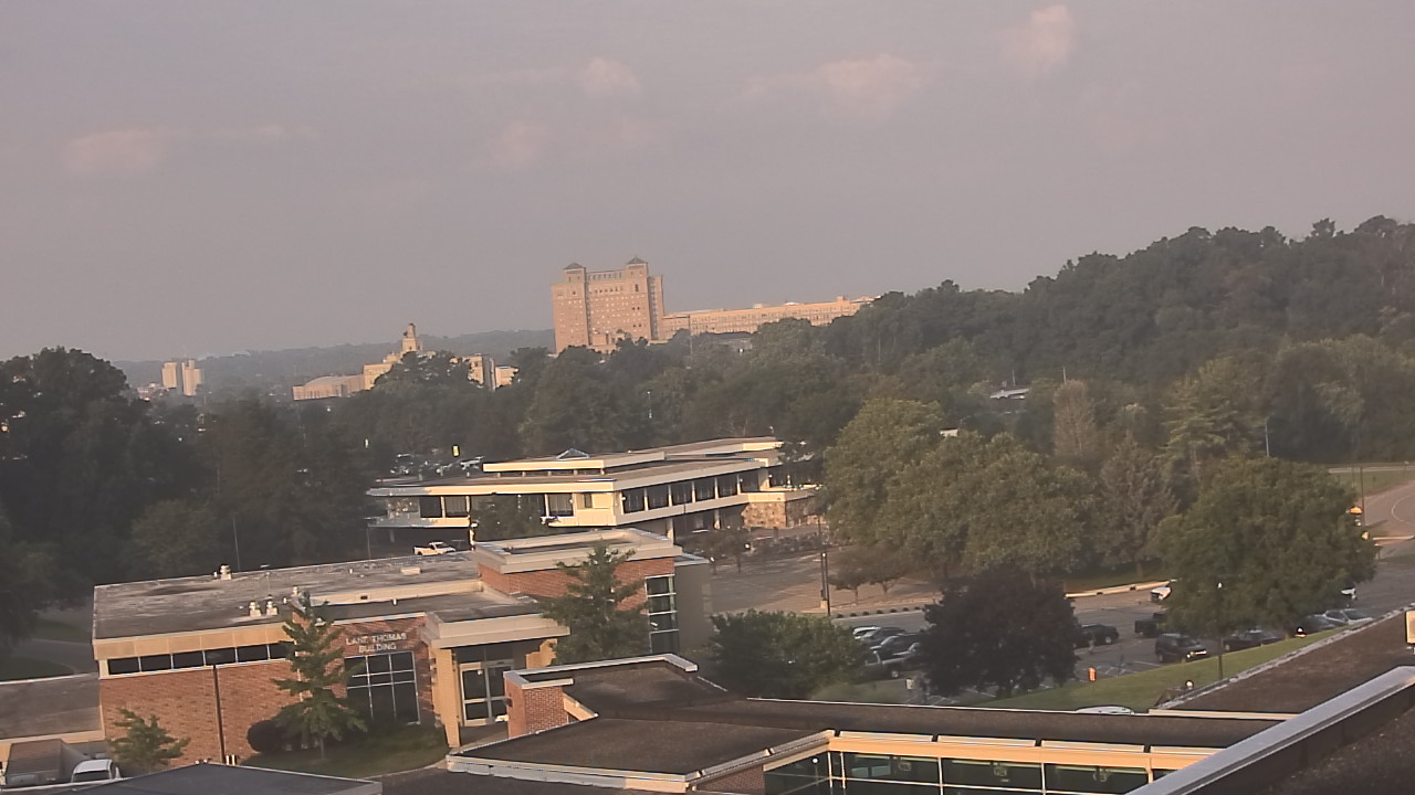 Thumbnail for current weather camera view from Kellogg Community College in Battle Creek, Michigan