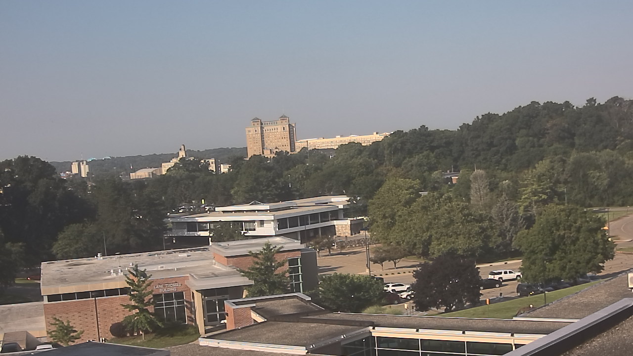 Thumbnail for current weather camera view from Kellogg Community College in Battle Creek, Michigan