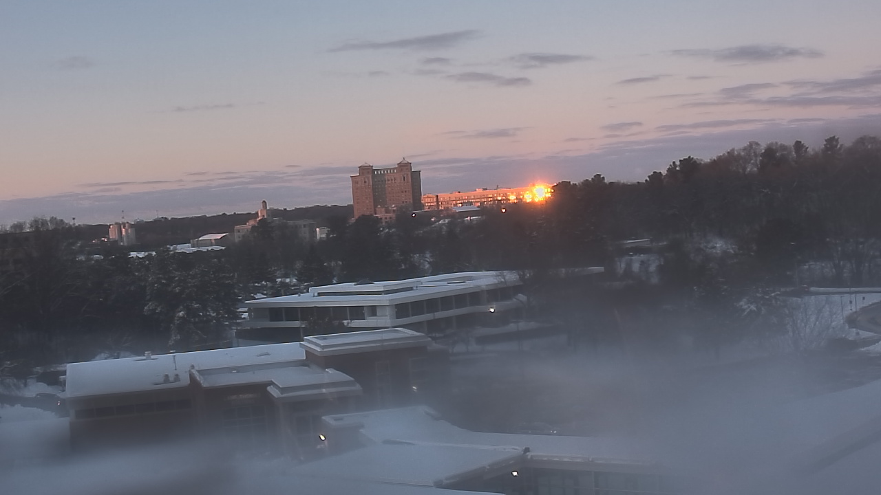 Thumbnail for current weather camera view from Kellogg Community College in Battle Creek, Michigan