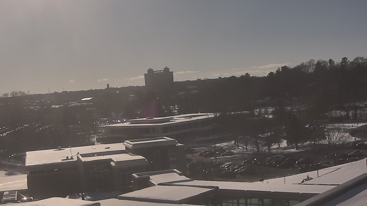 Thumbnail for current weather camera view from Kellogg Community College in Battle Creek, Michigan