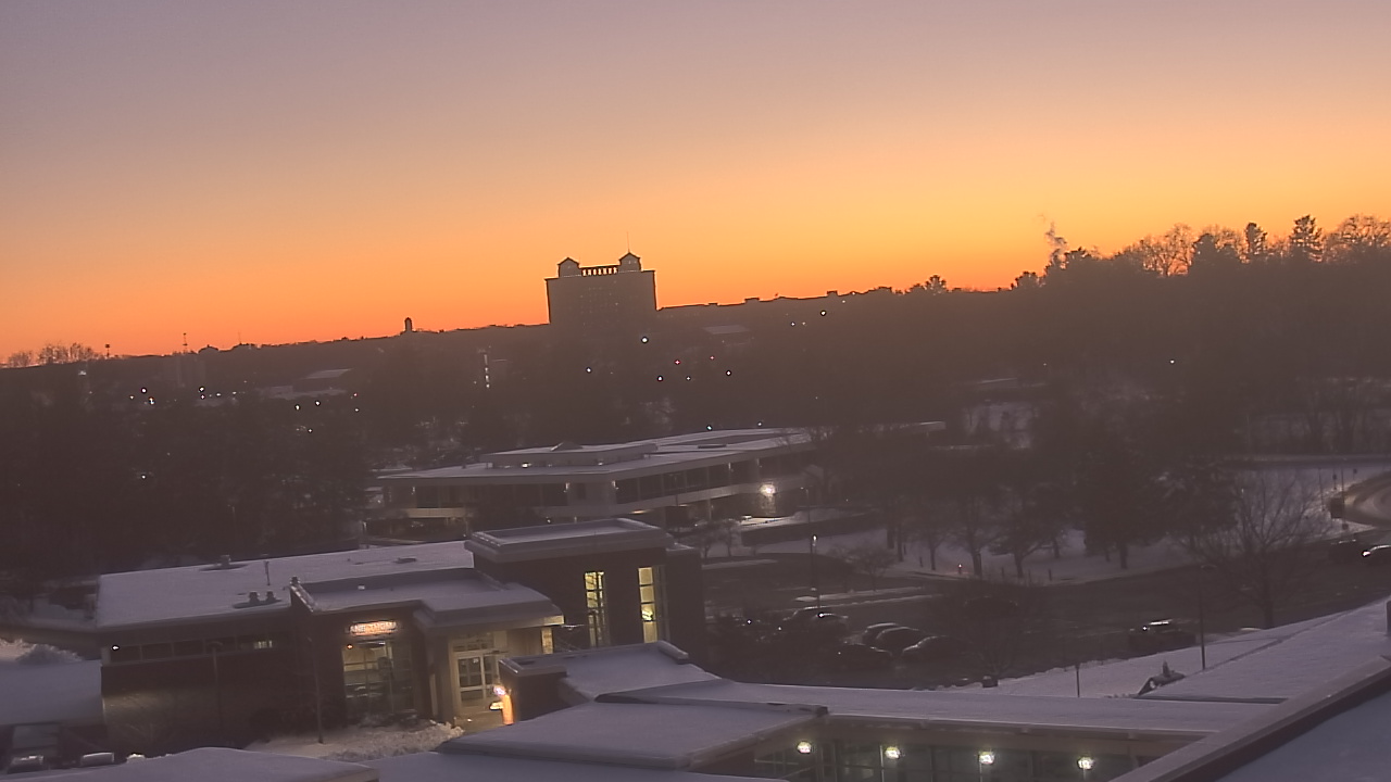 Thumbnail for current weather camera view from Kellogg Community College in Battle Creek, Michigan