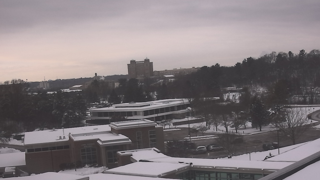 Thumbnail for current weather camera view from Kellogg Community College in Battle Creek, Michigan
