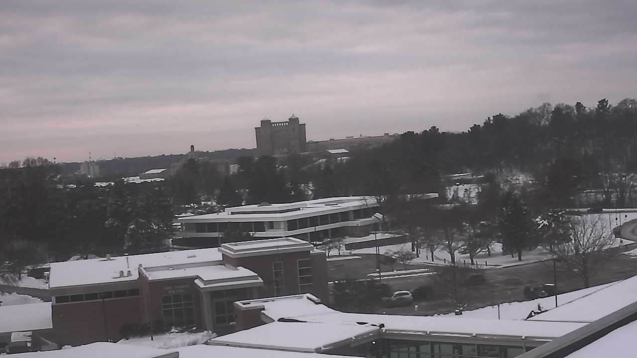 Thumbnail for current weather camera view from Kellogg Community College in Battle Creek, Michigan