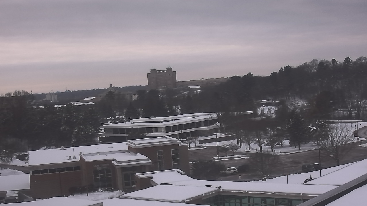 Thumbnail for current weather camera view from Kellogg Community College in Battle Creek, Michigan