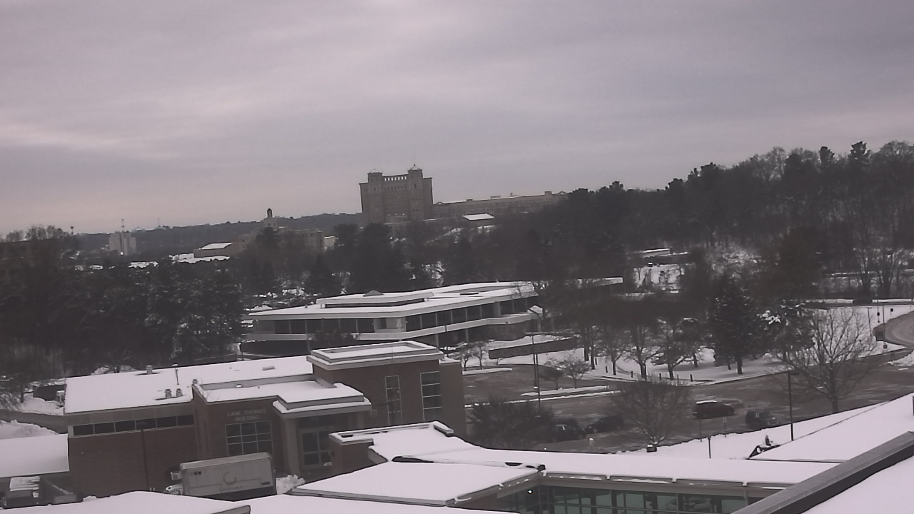 Thumbnail for current weather camera view from Kellogg Community College in Battle Creek, Michigan