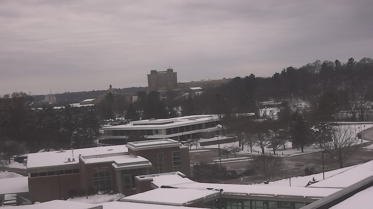 Thumbnail for current weather camera view from Kellogg Community College in Battle Creek, Michigan