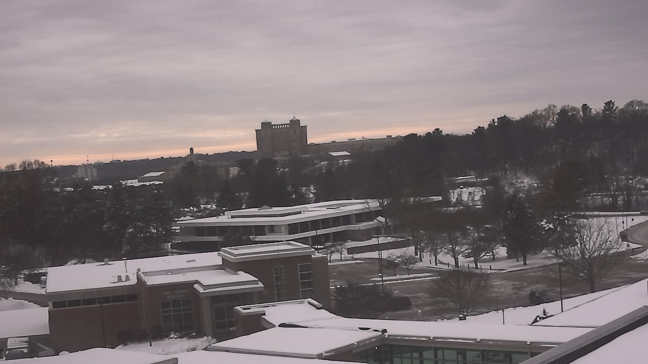 Thumbnail for current weather camera view from Kellogg Community College in Battle Creek, Michigan