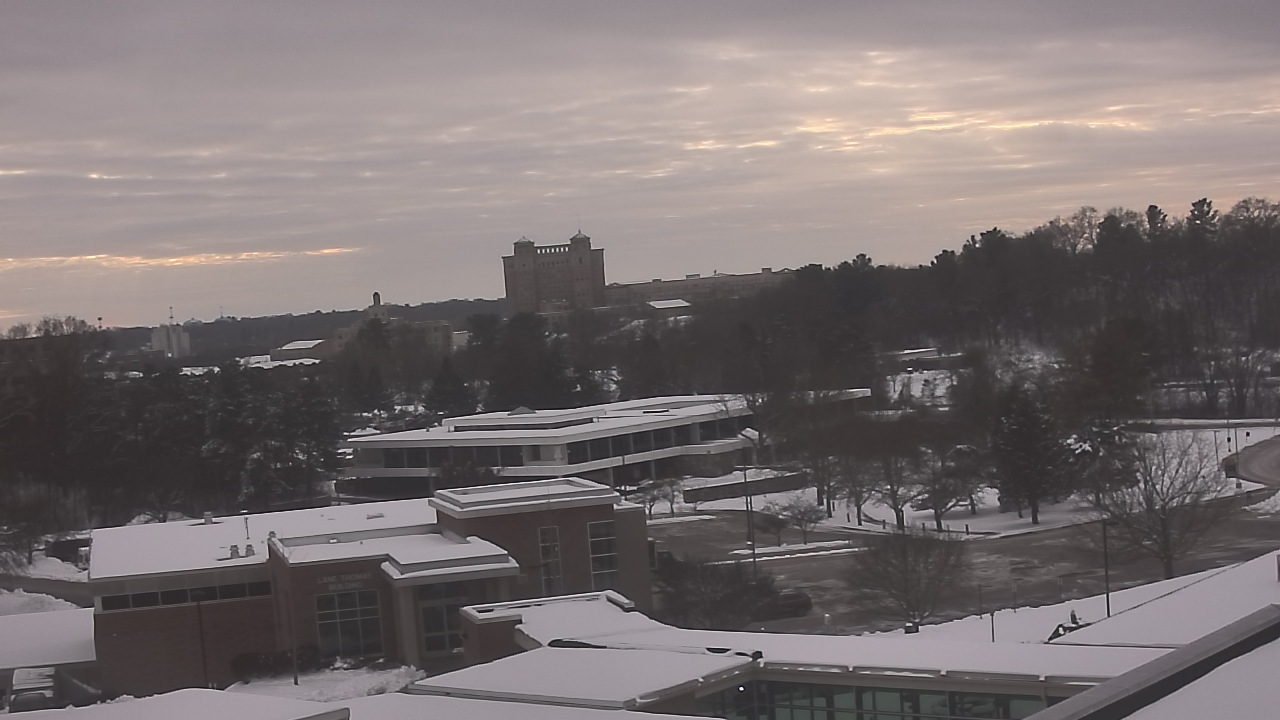 Thumbnail for current weather camera view from Kellogg Community College in Battle Creek, Michigan