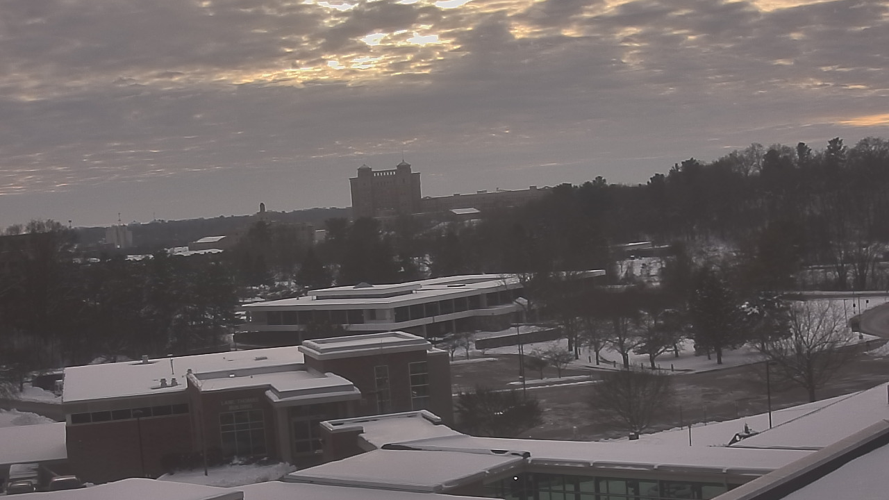 Thumbnail for current weather camera view from Kellogg Community College in Battle Creek, Michigan