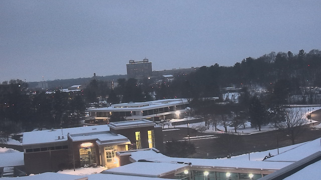 Thumbnail for current weather camera view from Kellogg Community College in Battle Creek, Michigan