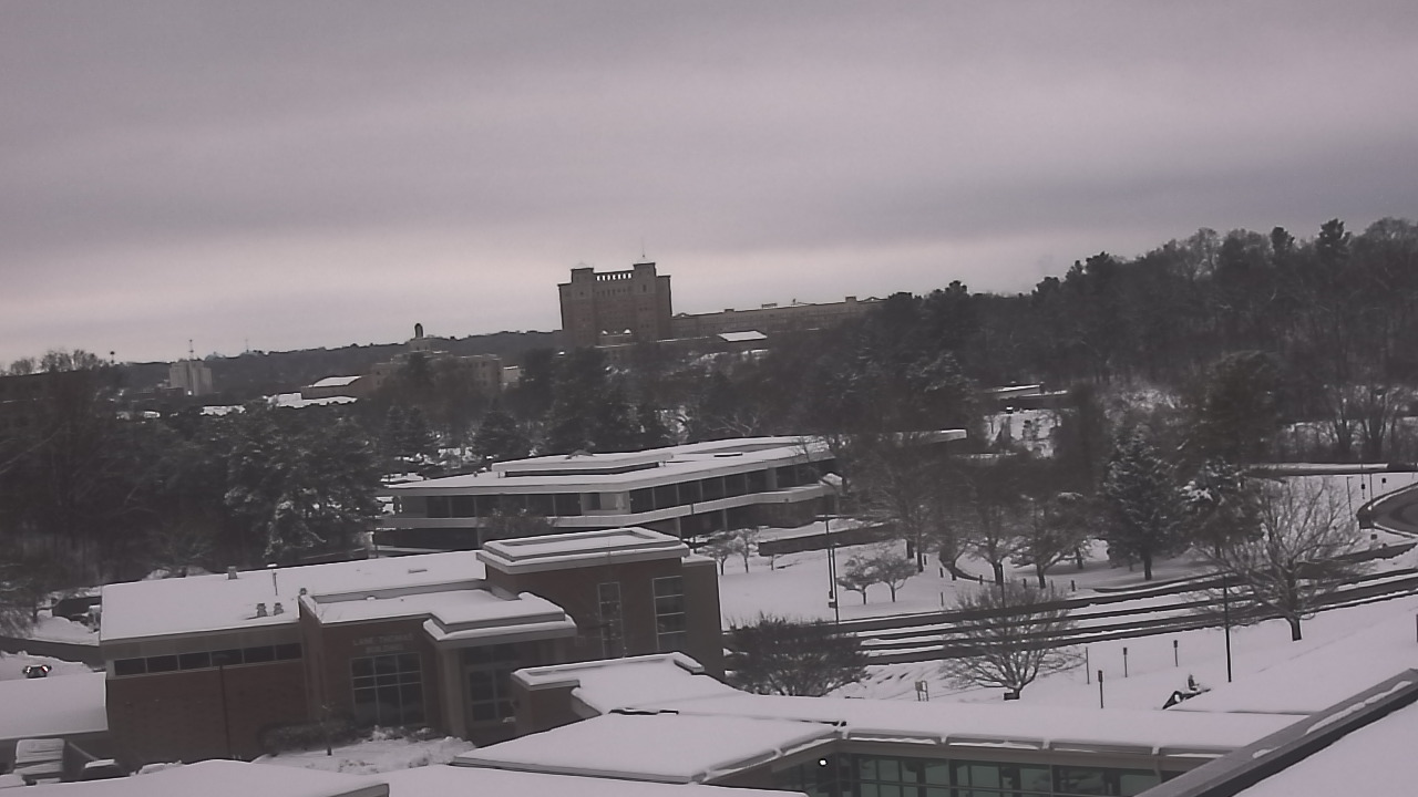 Thumbnail for current weather camera view from Kellogg Community College in Battle Creek, Michigan