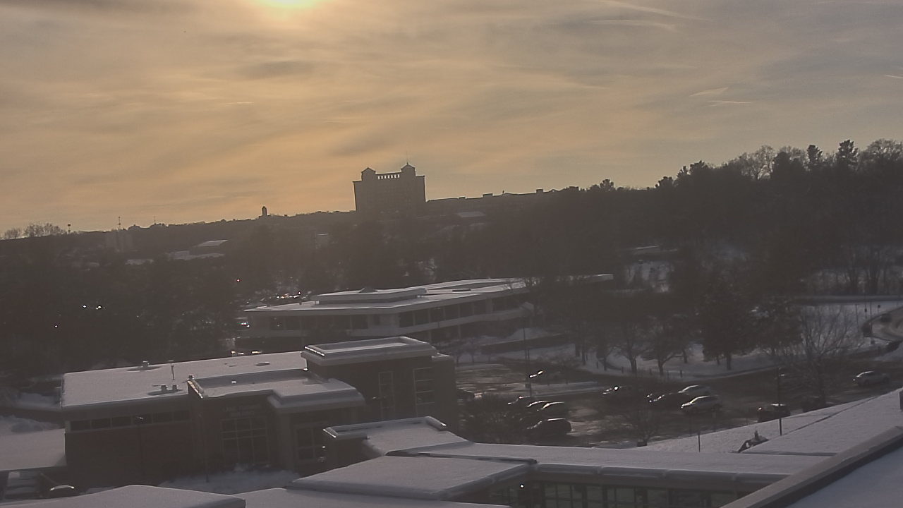 Thumbnail for current weather camera view from Kellogg Community College in Battle Creek, Michigan