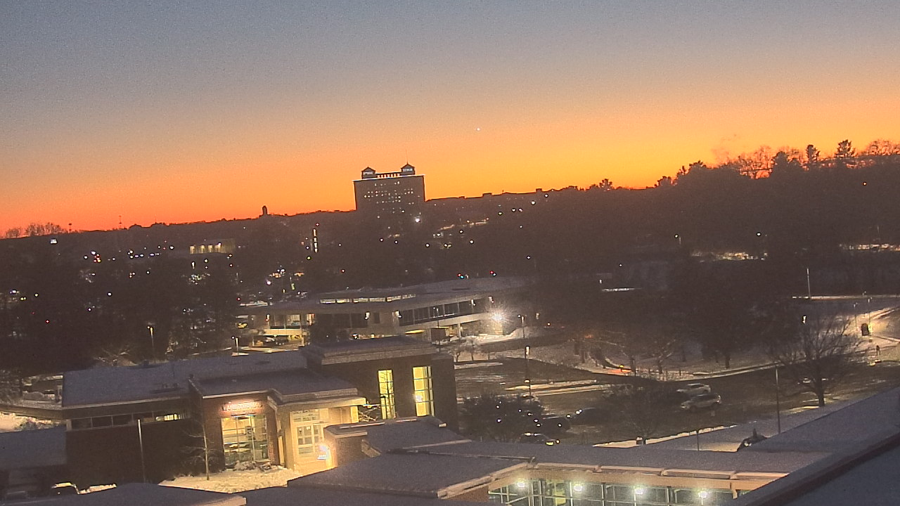 Thumbnail for current weather camera view from Kellogg Community College in Battle Creek, Michigan