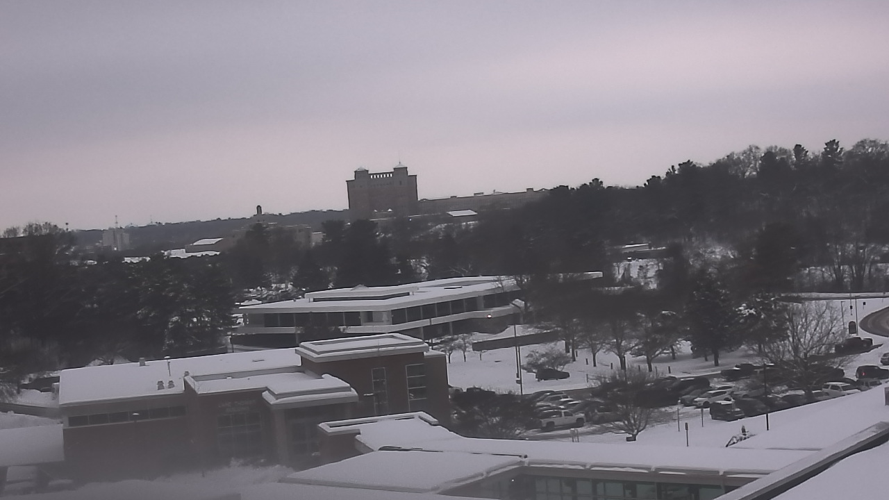 Thumbnail for current weather camera view from Kellogg Community College in Battle Creek, Michigan