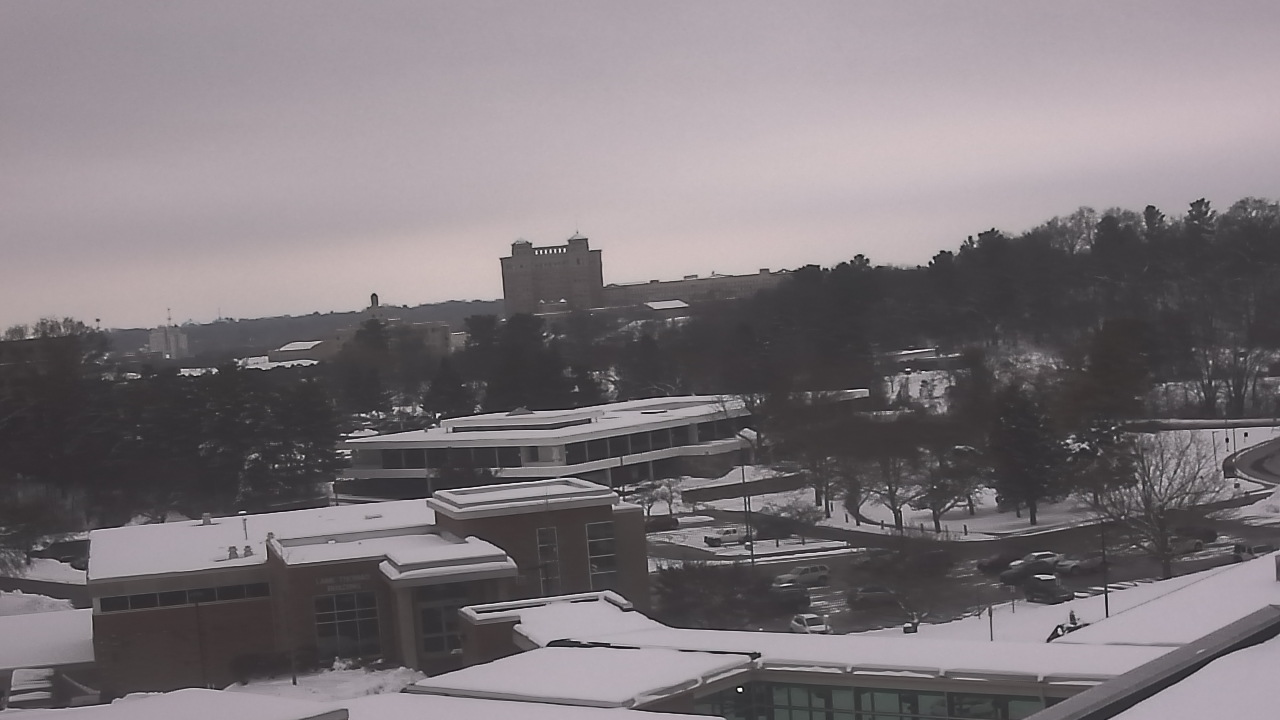 Thumbnail for current weather camera view from Kellogg Community College in Battle Creek, Michigan