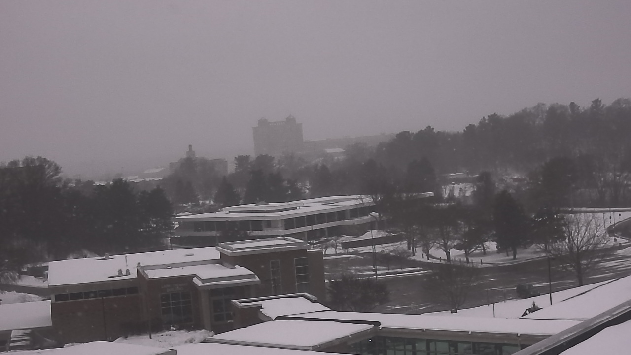 Thumbnail for current weather camera view from Kellogg Community College in Battle Creek, Michigan