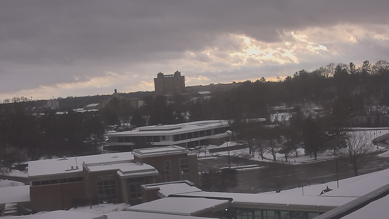 Thumbnail for current weather camera view from Kellogg Community College in Battle Creek, Michigan
