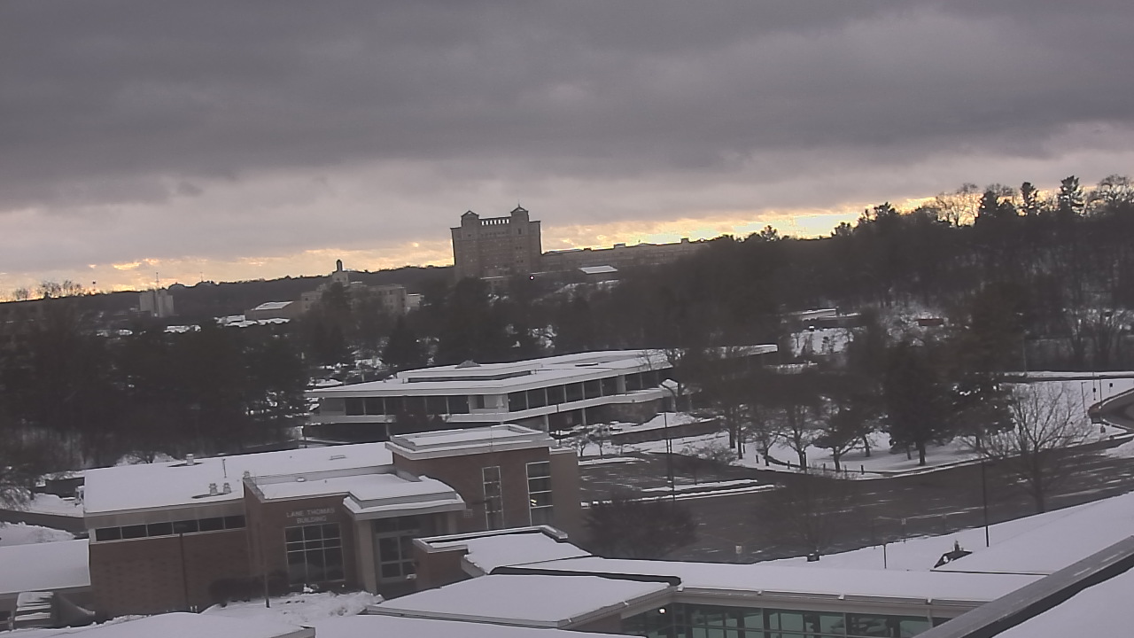 Thumbnail for current weather camera view from Kellogg Community College in Battle Creek, Michigan
