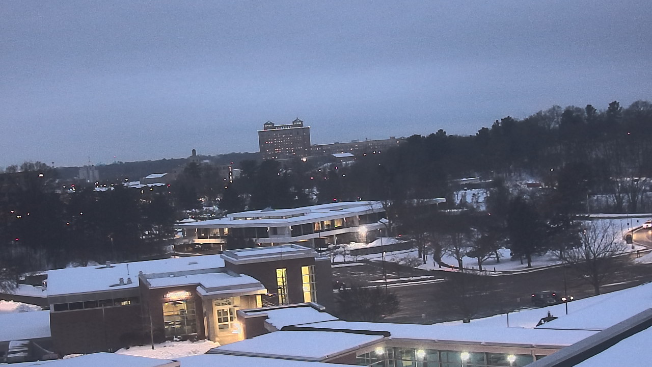 Thumbnail for current weather camera view from Kellogg Community College in Battle Creek, Michigan