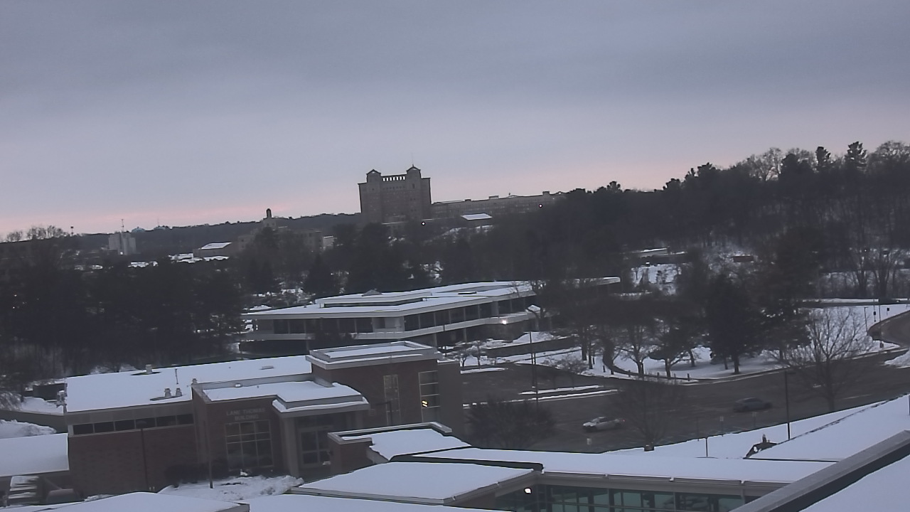 Thumbnail for current weather camera view from Kellogg Community College in Battle Creek, Michigan
