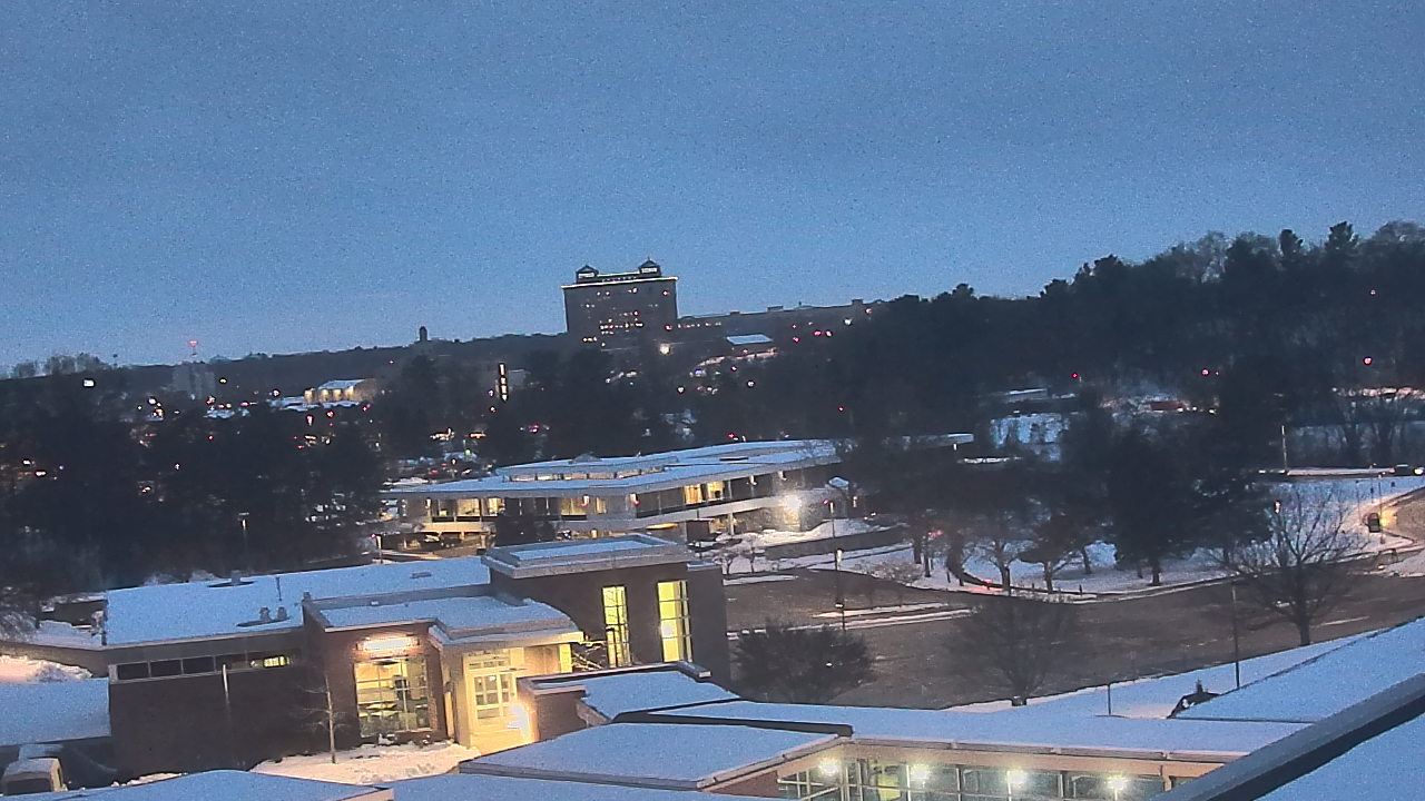 Thumbnail for current weather camera view from Kellogg Community College in Battle Creek, Michigan