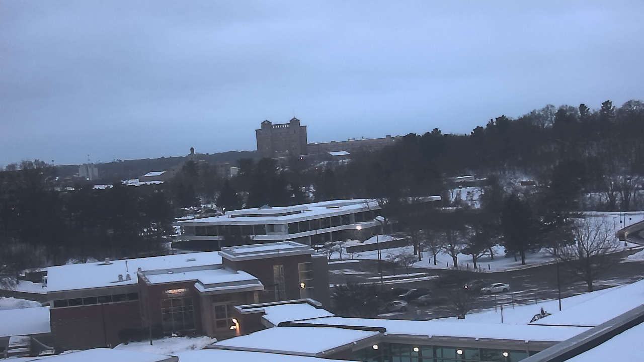Thumbnail for current weather camera view from Kellogg Community College in Battle Creek, Michigan