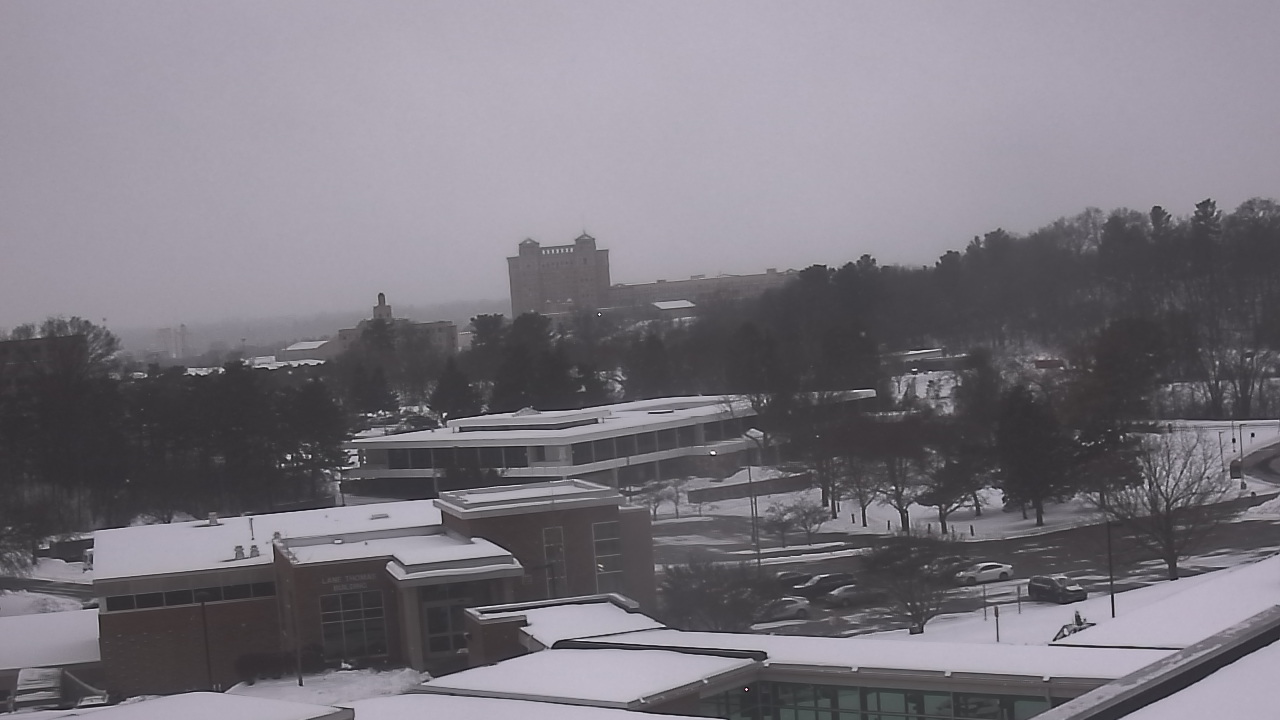 Thumbnail for current weather camera view from Kellogg Community College in Battle Creek, Michigan