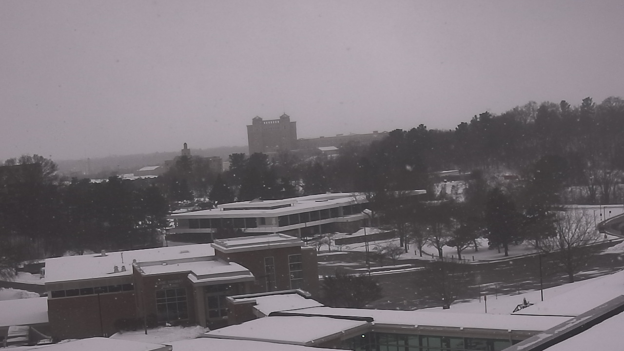 Thumbnail for current weather camera view from Kellogg Community College in Battle Creek, Michigan